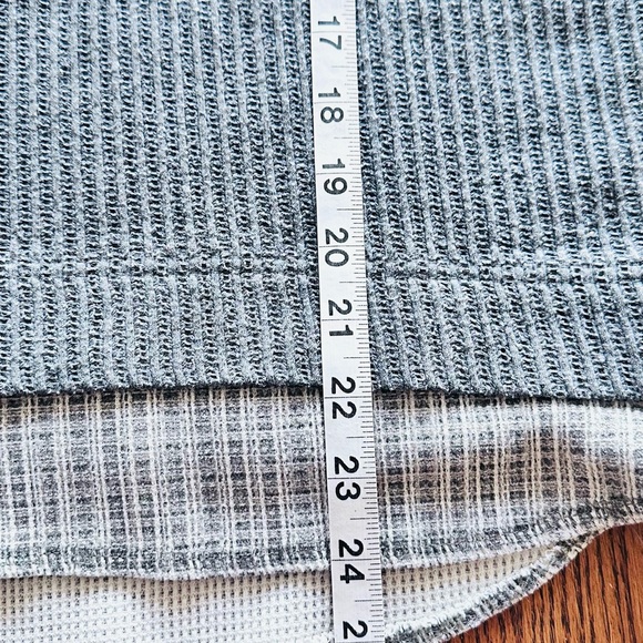 Cozy Gray Waffle Knit Women's Hoodie - Picture 3 of 7